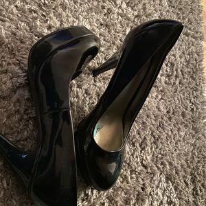 Guess high heels